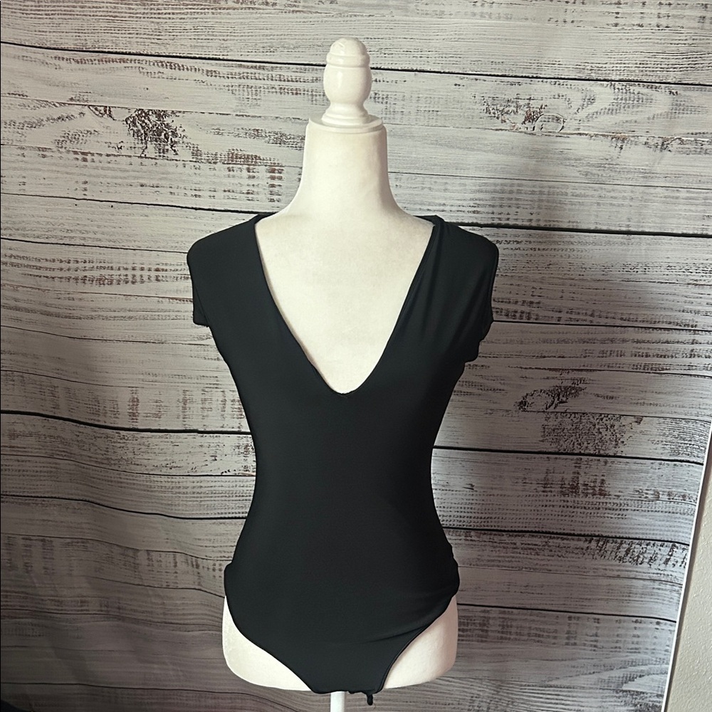 Black v neck bodysuit from Windsor size small
